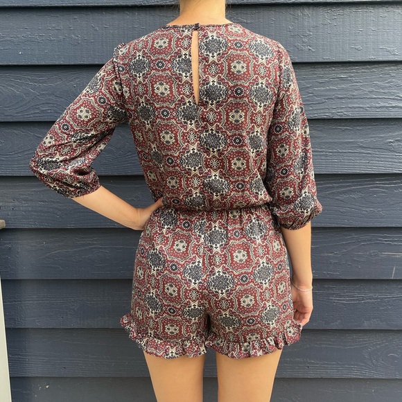 Soprano Printed Romper - Picture 2 of 3
